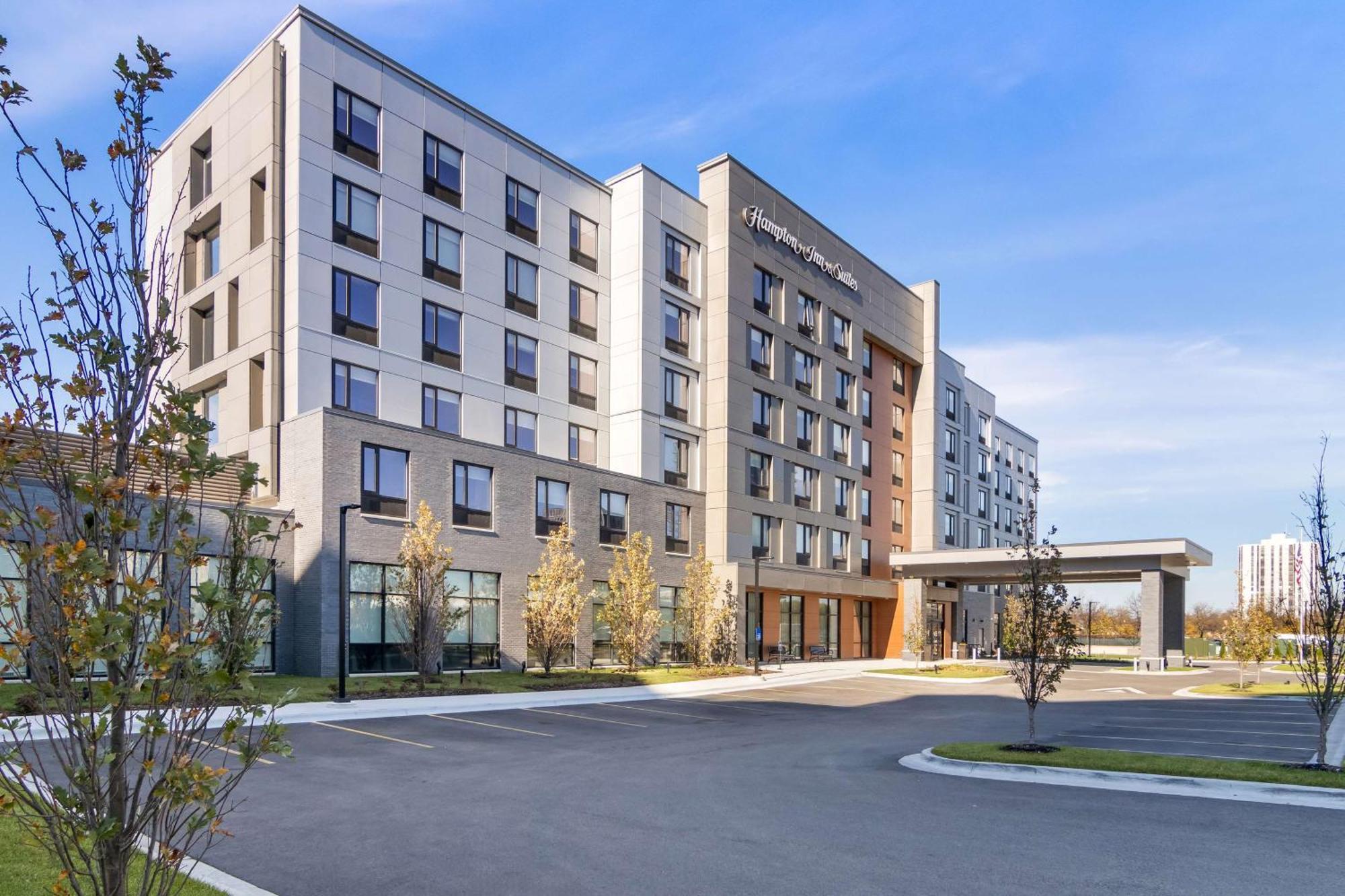 Hampton Inn & Suites Chicago Medical District Uic Exterior foto